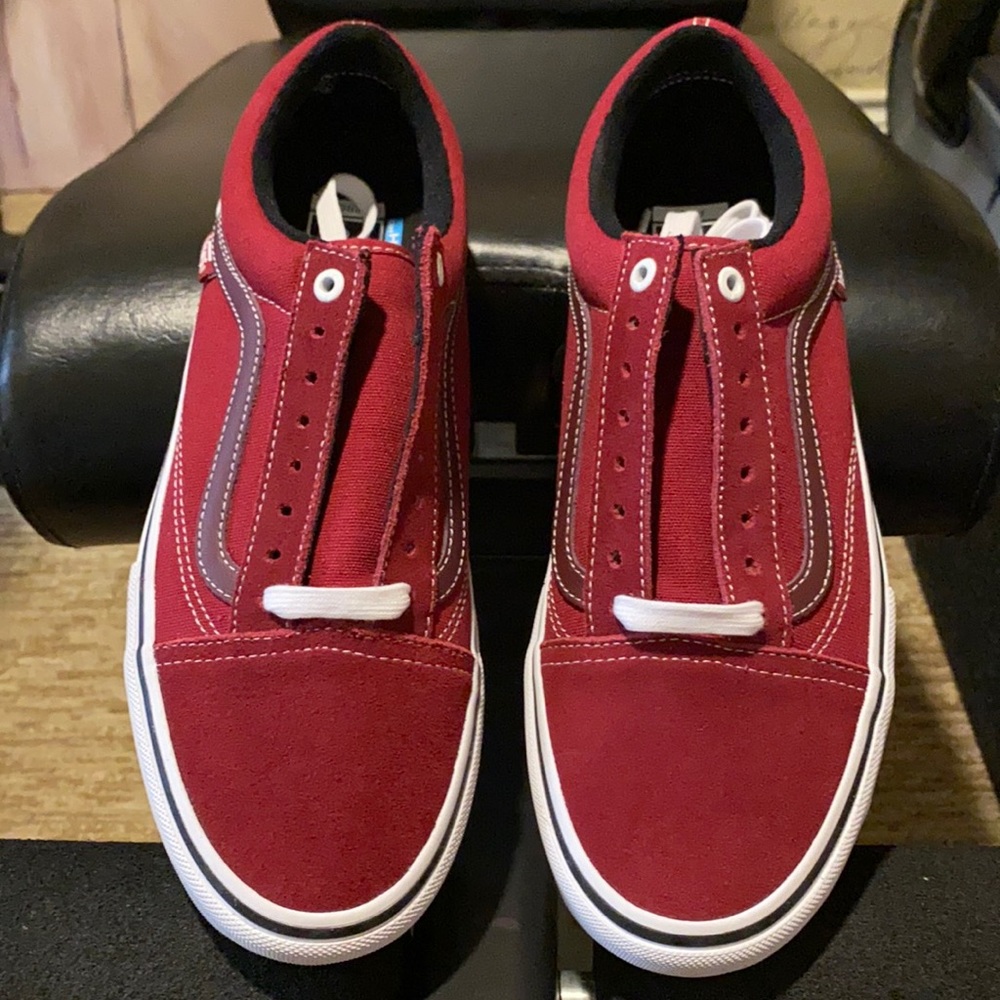 New in Box Men’s Vans Old Skool Pro Size 9